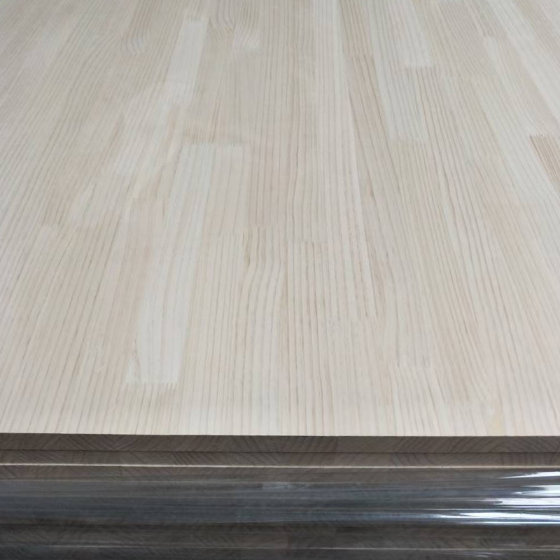 Panel CLT Arsitektur Pinus