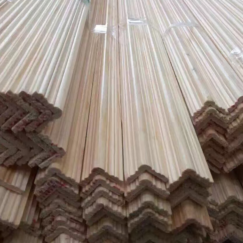 Cetakan Sudut Pinus