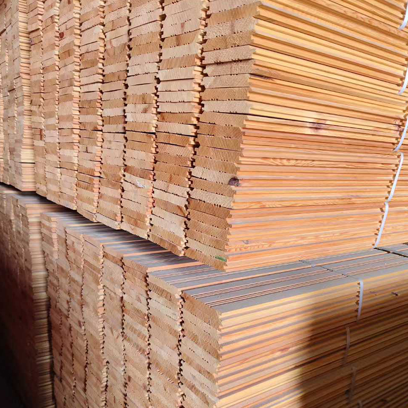 Pelapis Dinding Kayu Eksterior Cemara